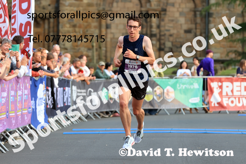 Durham City Run 10k, 2026 Durham City Run 5k and 10k, Durham. Photo: David T. Hewitson/Sports for All Pics